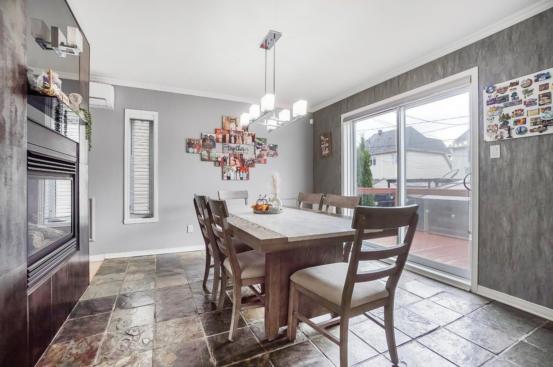 









490


Rue des Cheminots

,
Delson,




QC
J5B2J4

