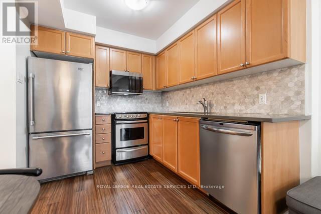 












272 - 4975 SOUTHAMPTON DRIVE

,
Mississauga,




Ontario
L5M8C9

