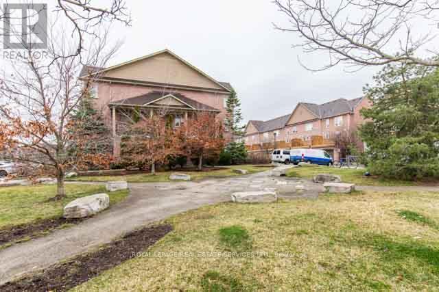 












272 - 4975 SOUTHAMPTON DRIVE

,
Mississauga,




Ontario
L5M8C9

