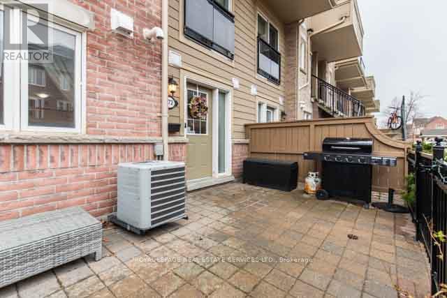 












272 - 4975 SOUTHAMPTON DRIVE

,
Mississauga,




Ontario
L5M8C9

