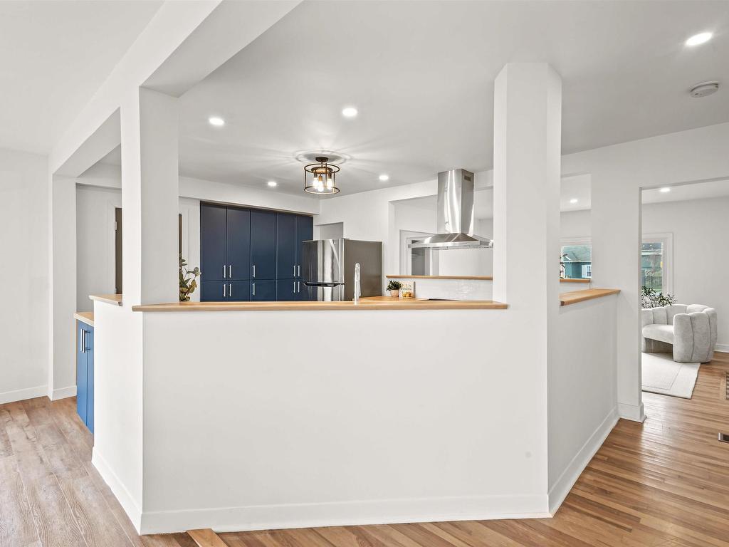 












2935 Joseph Howe Drive

,
Halifax,




NS
B3L 4H1

