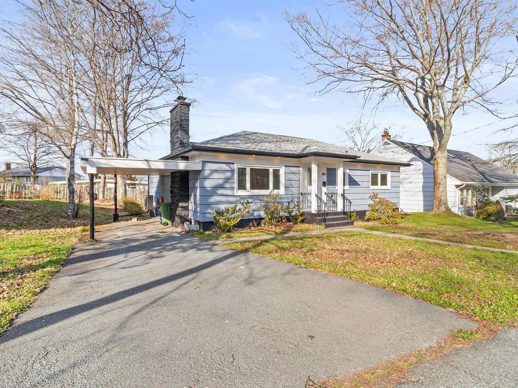 












2935 Joseph Howe Drive

,
Halifax,




NS
B3L 4H1

