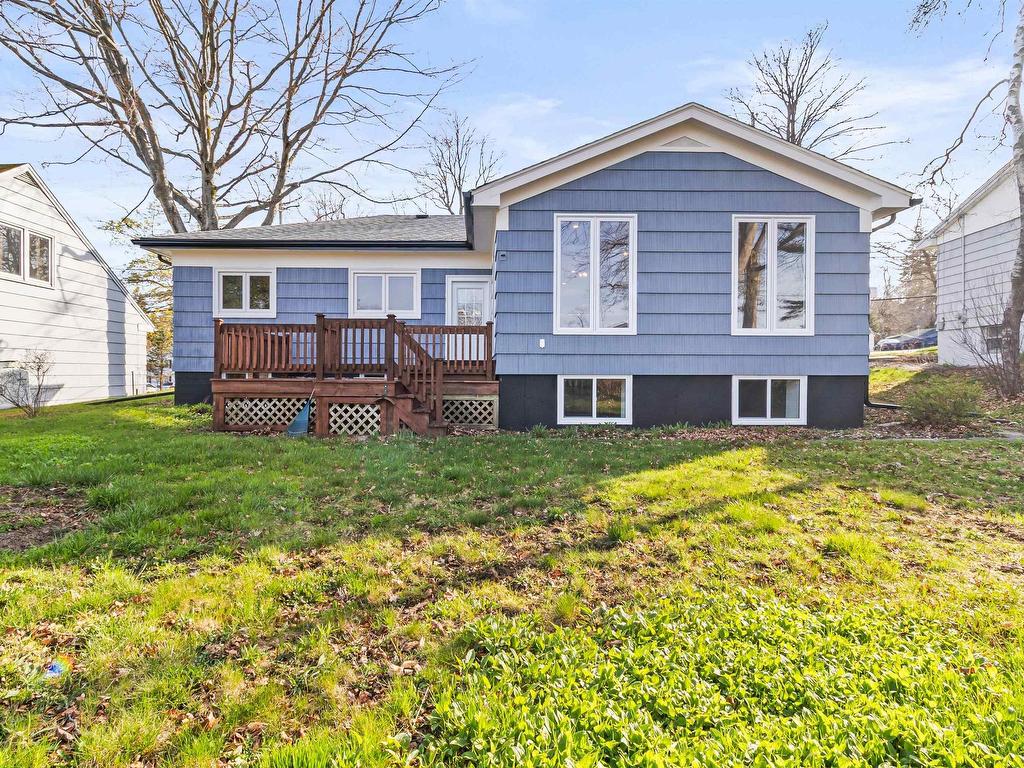 












2935 Joseph Howe Drive

,
Halifax,




NS
B3L 4H1

