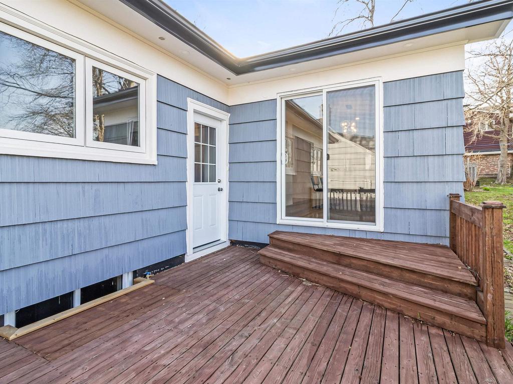












2935 Joseph Howe Drive

,
Halifax,




NS
B3L 4H1

