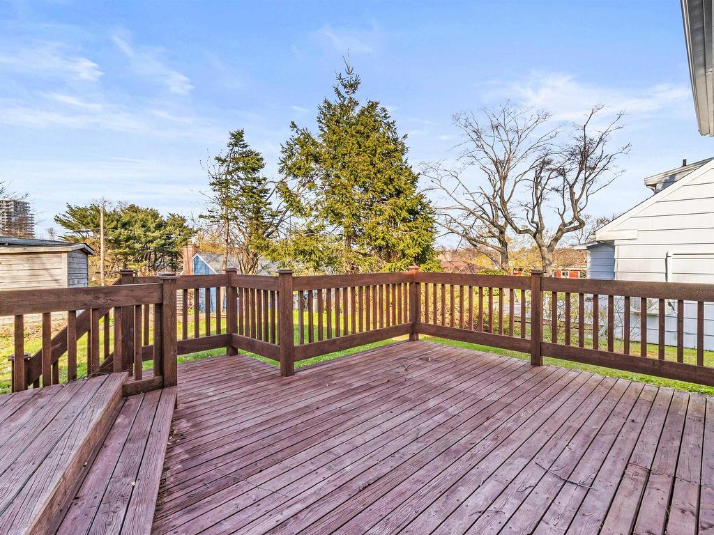 












2935 Joseph Howe Drive

,
Halifax,




NS
B3L 4H1

