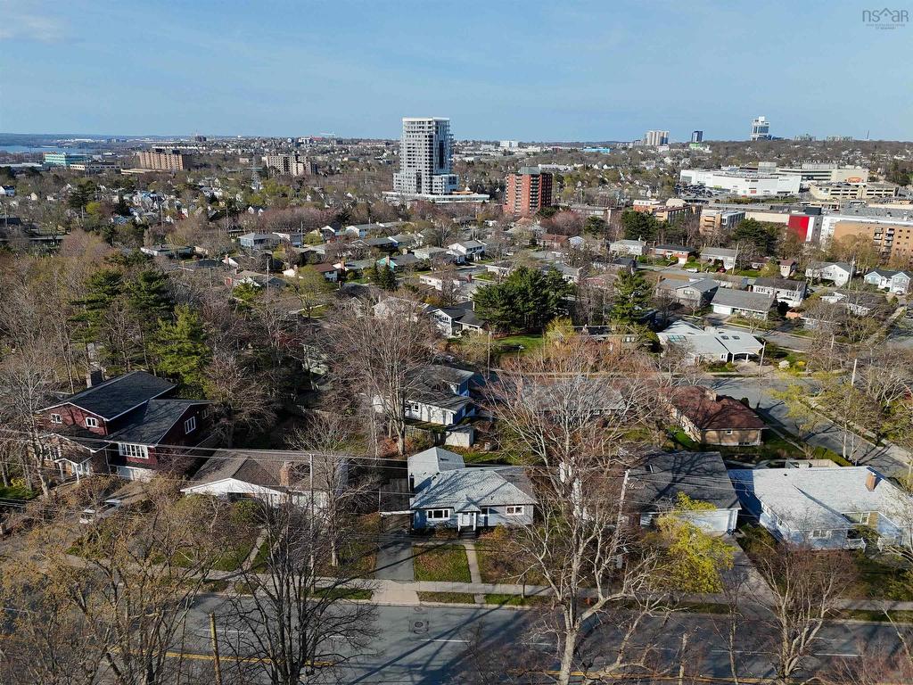 












2935 Joseph Howe Drive

,
Halifax,




NS
B3L 4H1

