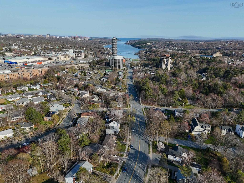 












2935 Joseph Howe Drive

,
Halifax,




NS
B3L 4H1

