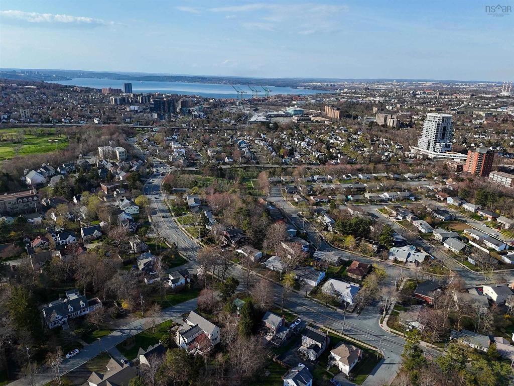 












2935 Joseph Howe Drive

,
Halifax,




NS
B3L 4H1

