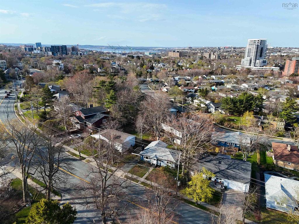 












2935 Joseph Howe Drive

,
Halifax,




NS
B3L 4H1

