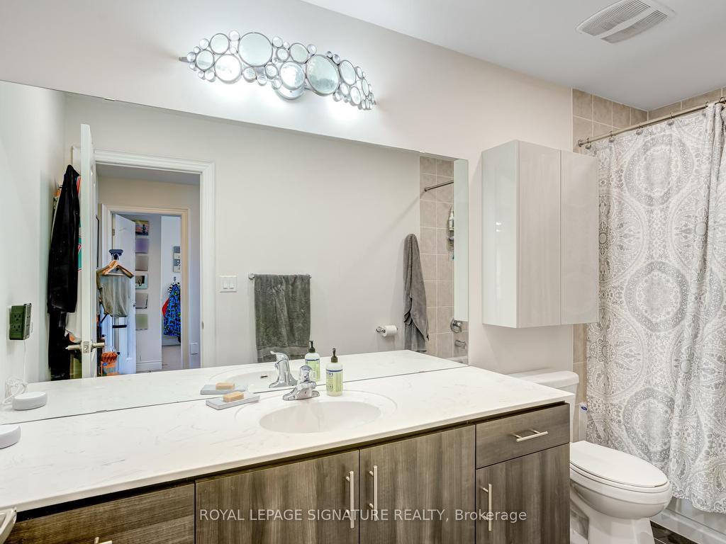 









1223


Azinger

Lane,
Mississauga,




ON
L5E 0A7

