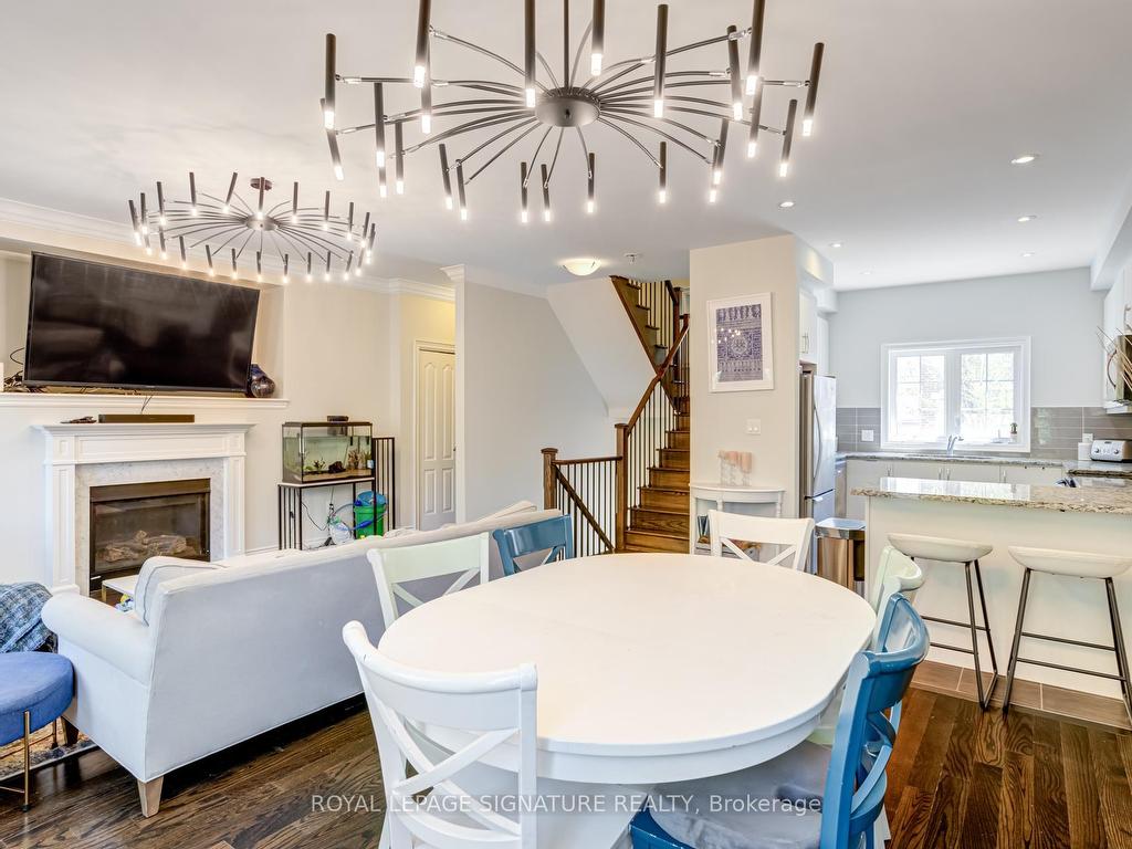 









1223


Azinger

Lane,
Mississauga,




ON
L5E 0A7

