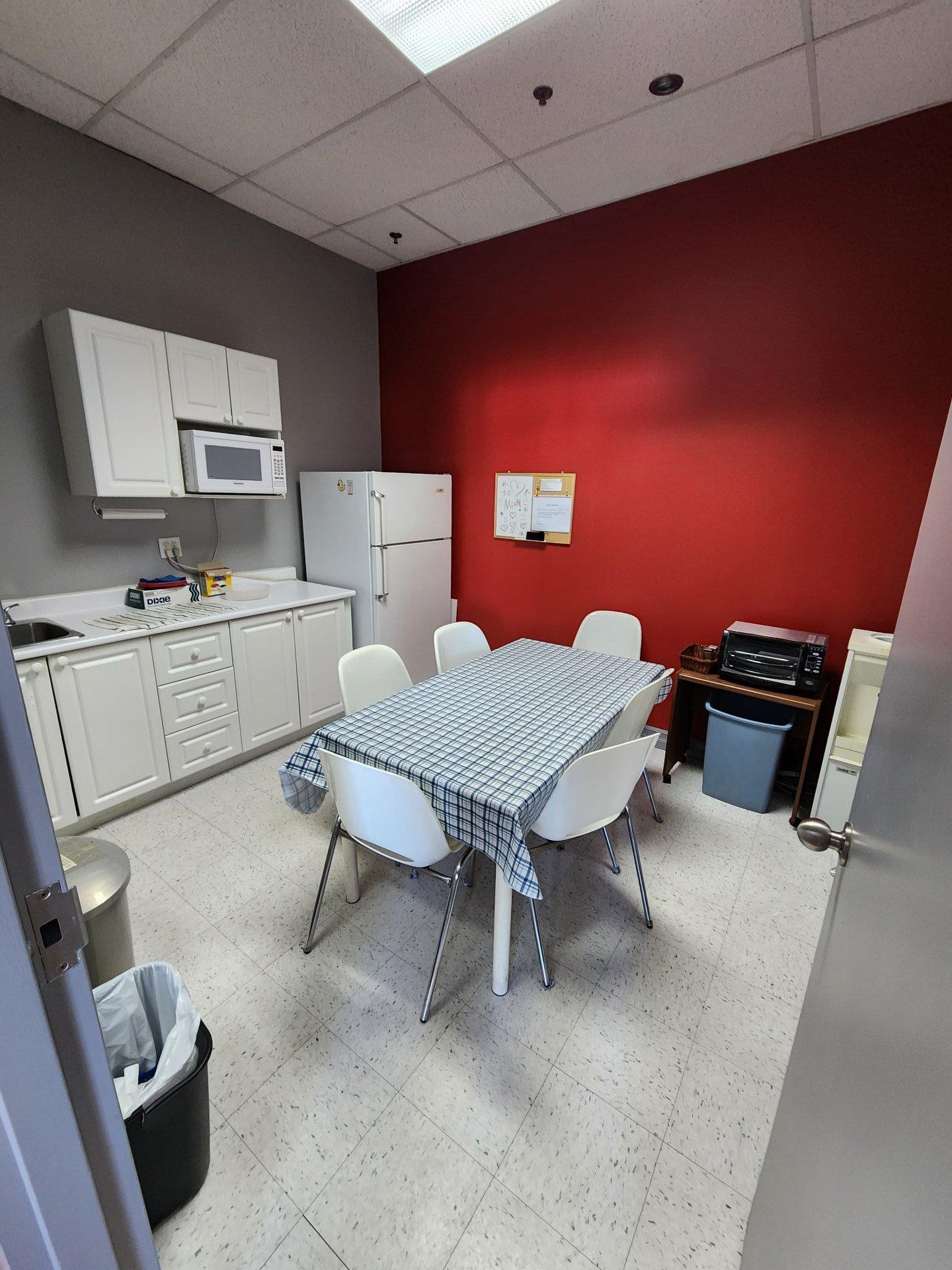 









2728


Boul. Daniel-Johnson

, 202,
Laval (Chomedey),




QC
H7P5Z7

