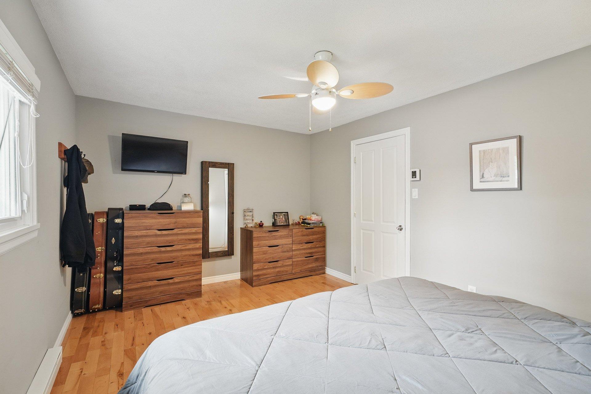 









20


Ch. de Chambord

,
Gatineau (Gatineau),




QC
J8R3H2

