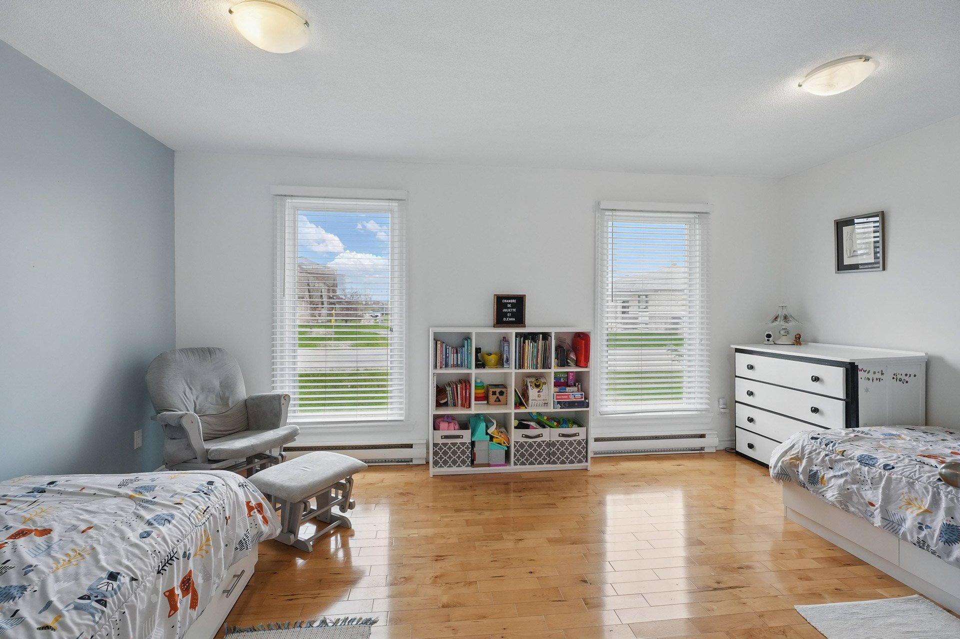 









20


Ch. de Chambord

,
Gatineau (Gatineau),




QC
J8R3H2

