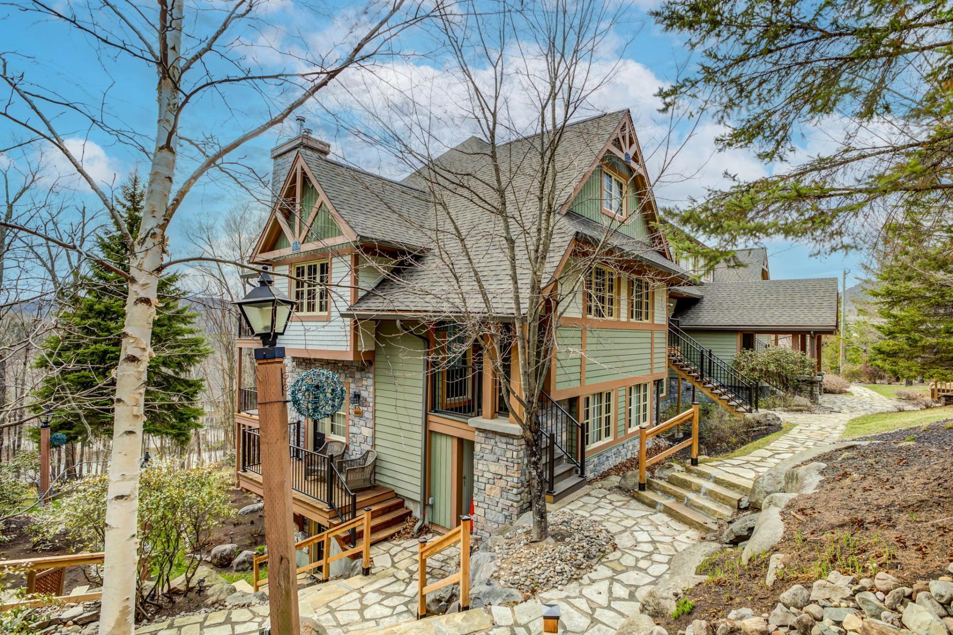 









134


Ch. de la Forêt

, 9,
Mont-Tremblant,




QC
J8E3K8

