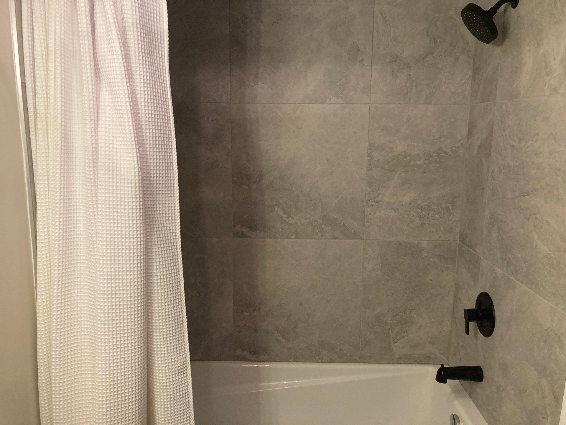 









195


Rue du Mont-Plaisant

, 3,
Mont-Tremblant,




QC
J8E1L2

