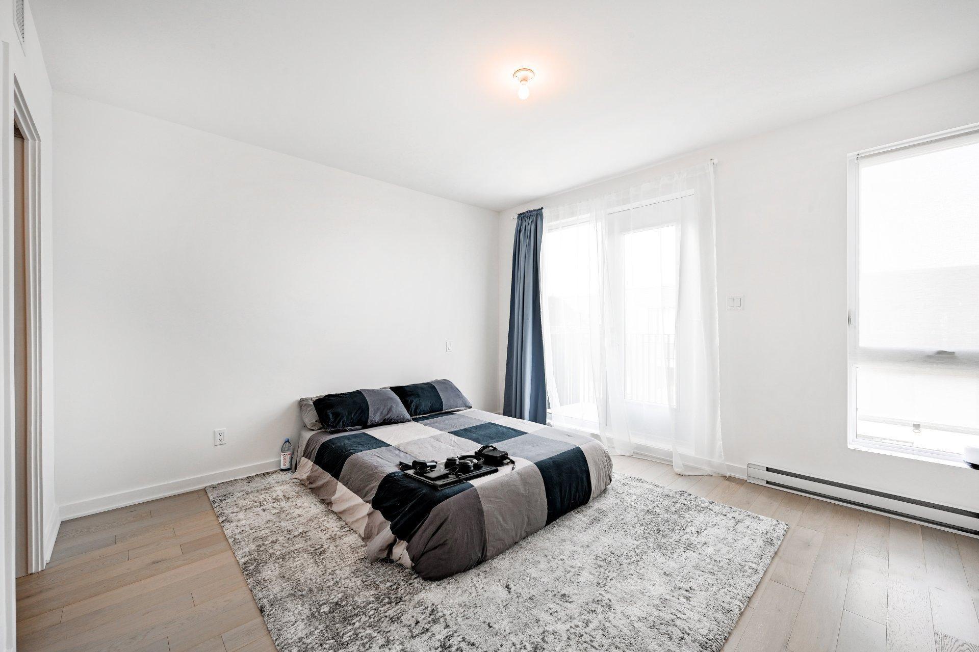 









2778


Rue Gilford

, 7,
Montréal (Rosemont/La Petite-Patrie),




QC
H1Y2B7

