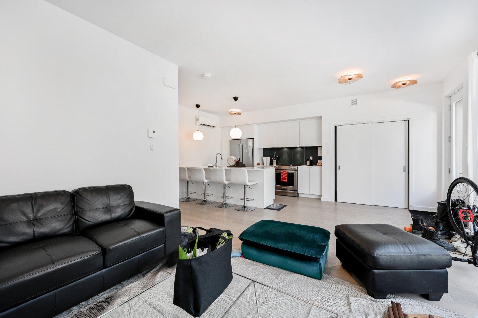 









2778


Rue Gilford

, 7,
Montréal (Rosemont/La Petite-Patrie),




QC
H1Y2B7

