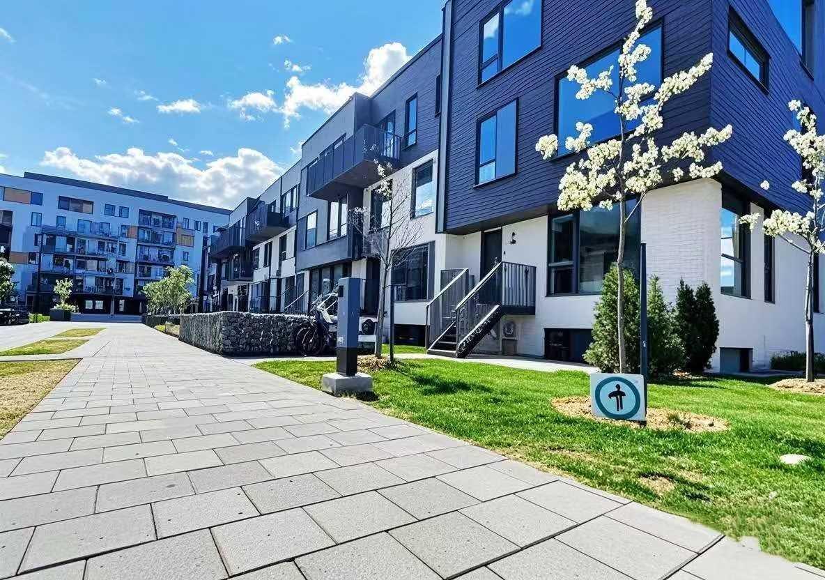 









2778


Rue Gilford

, 7,
Montréal (Rosemont/La Petite-Patrie),




QC
H1Y2B7

