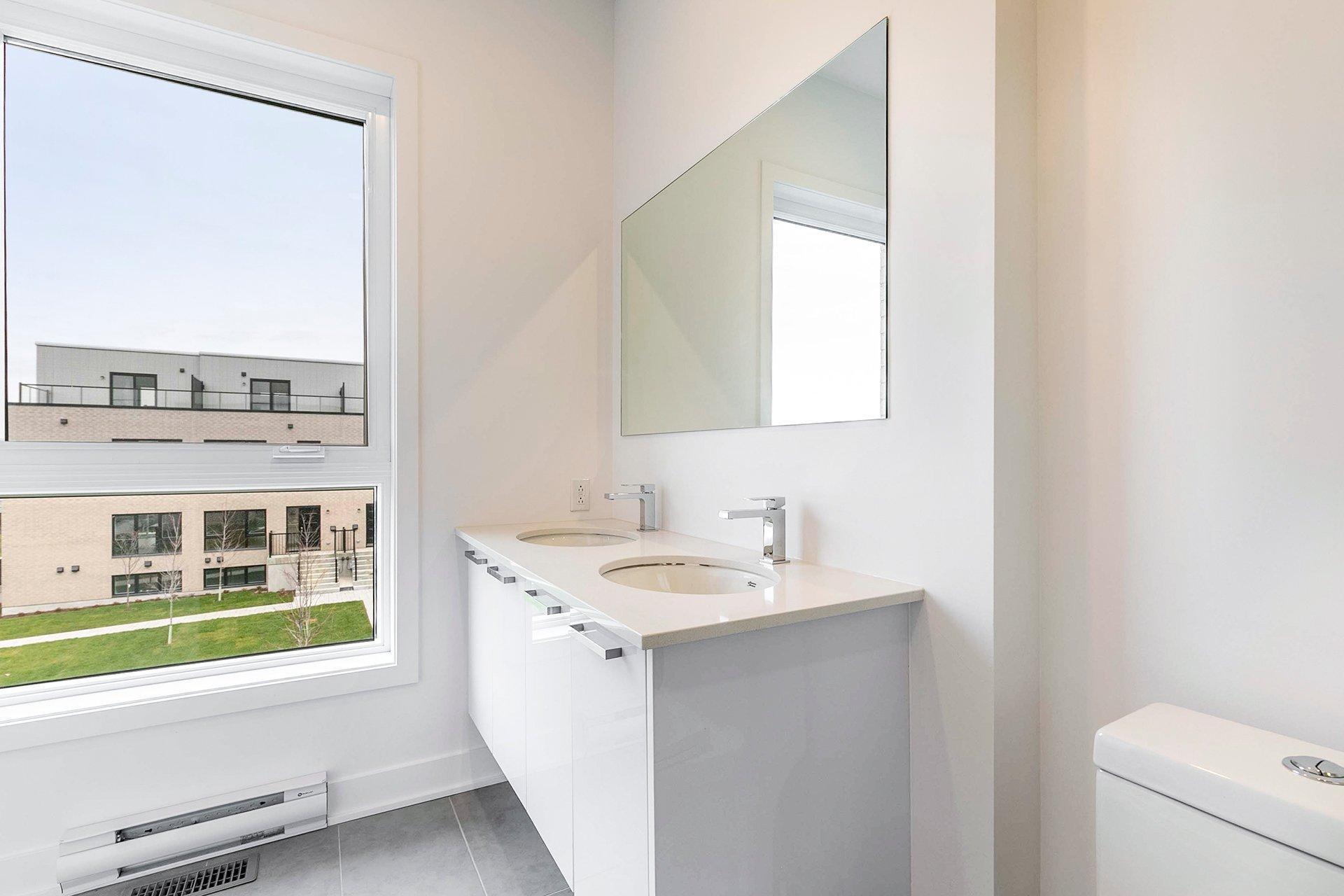 









206


Av. Jenkins

,
Montréal (Lachine),




QC
H8S0B5


