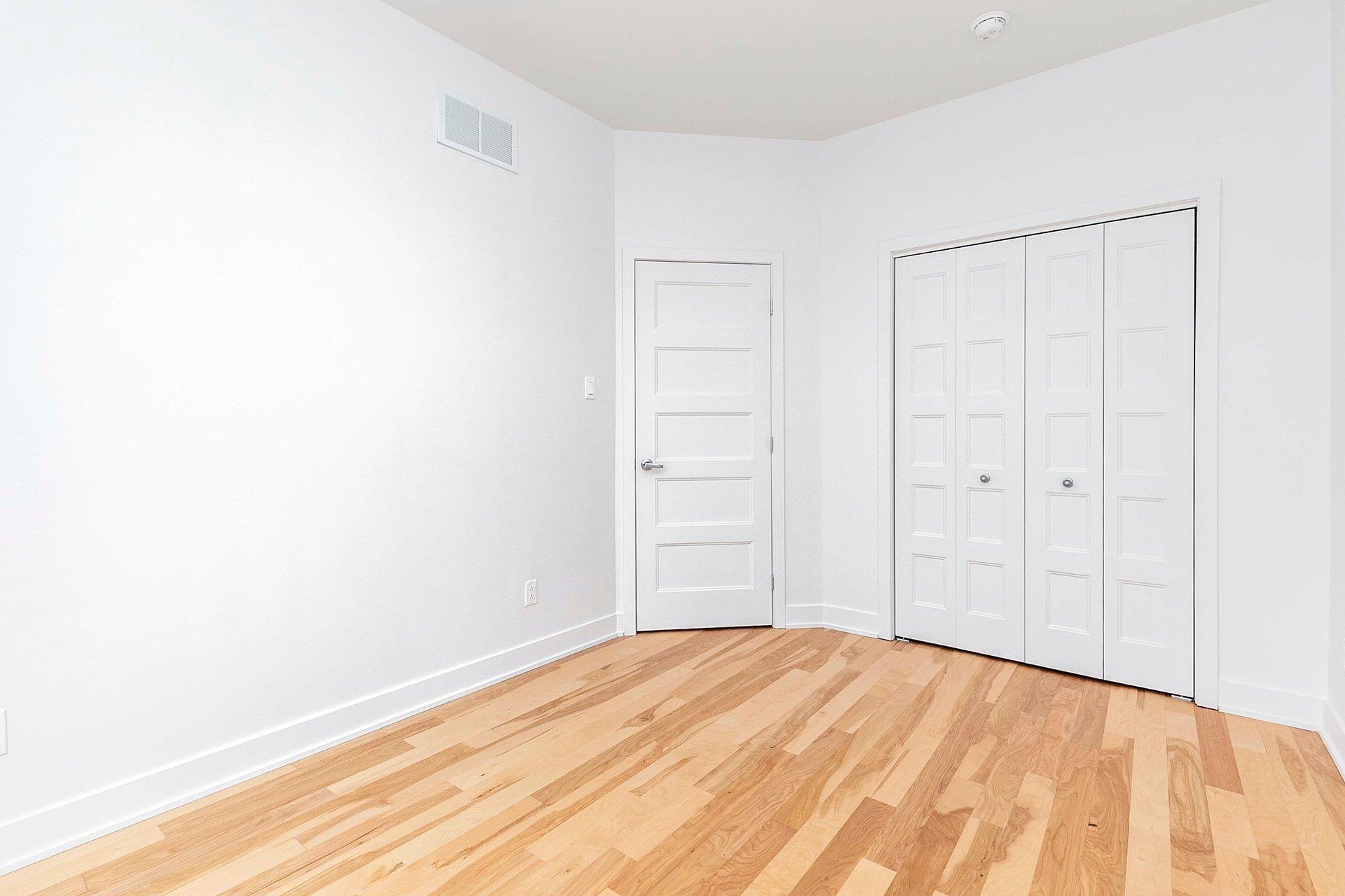 









206


Av. Jenkins

,
Montréal (Lachine),




QC
H8S0B5

