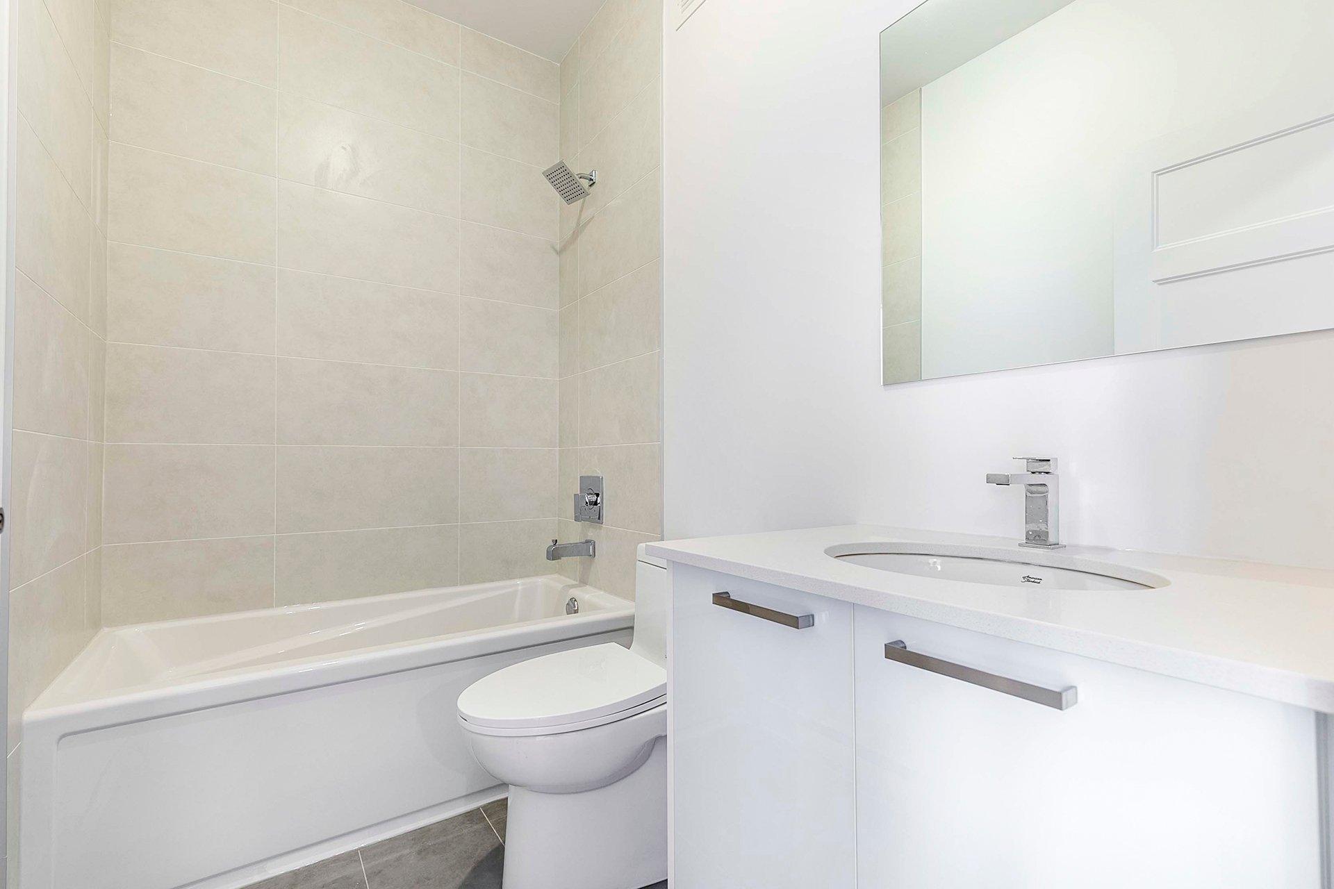 









206


Av. Jenkins

,
Montréal (Lachine),




QC
H8S0B5

