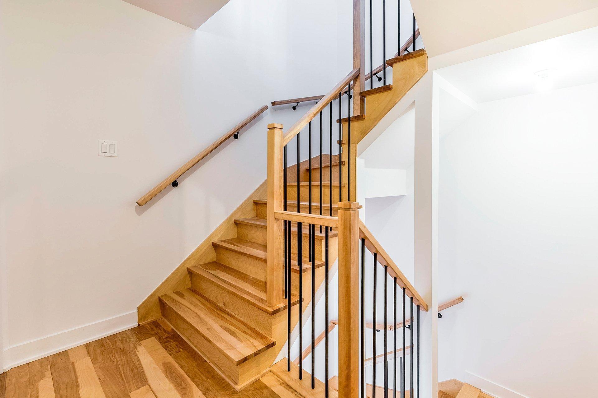









206


Av. Jenkins

,
Montréal (Lachine),




QC
H8S0B5

