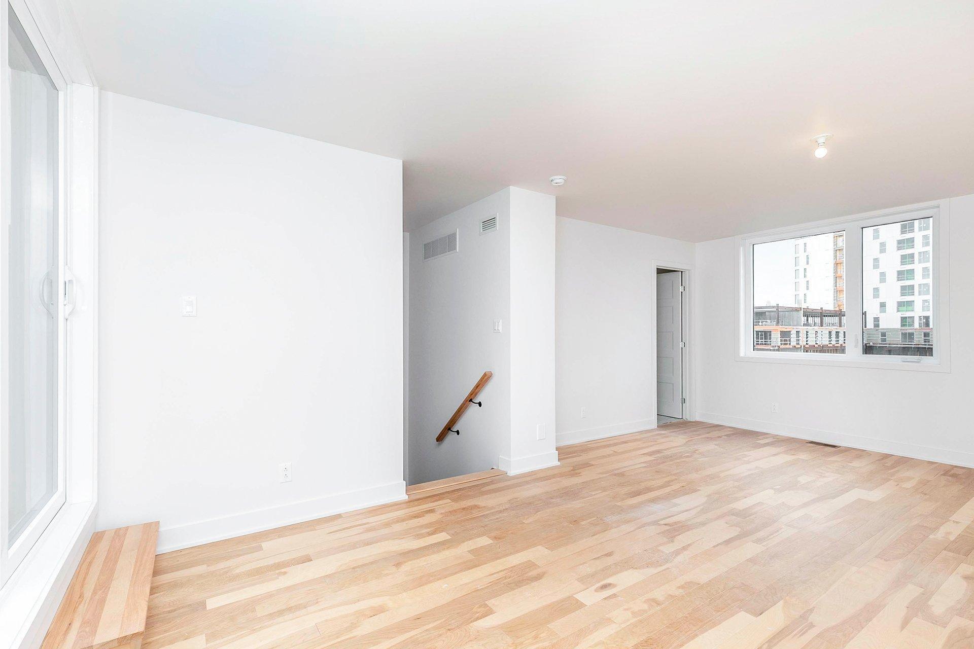 









206


Av. Jenkins

,
Montréal (Lachine),




QC
H8S0B5

