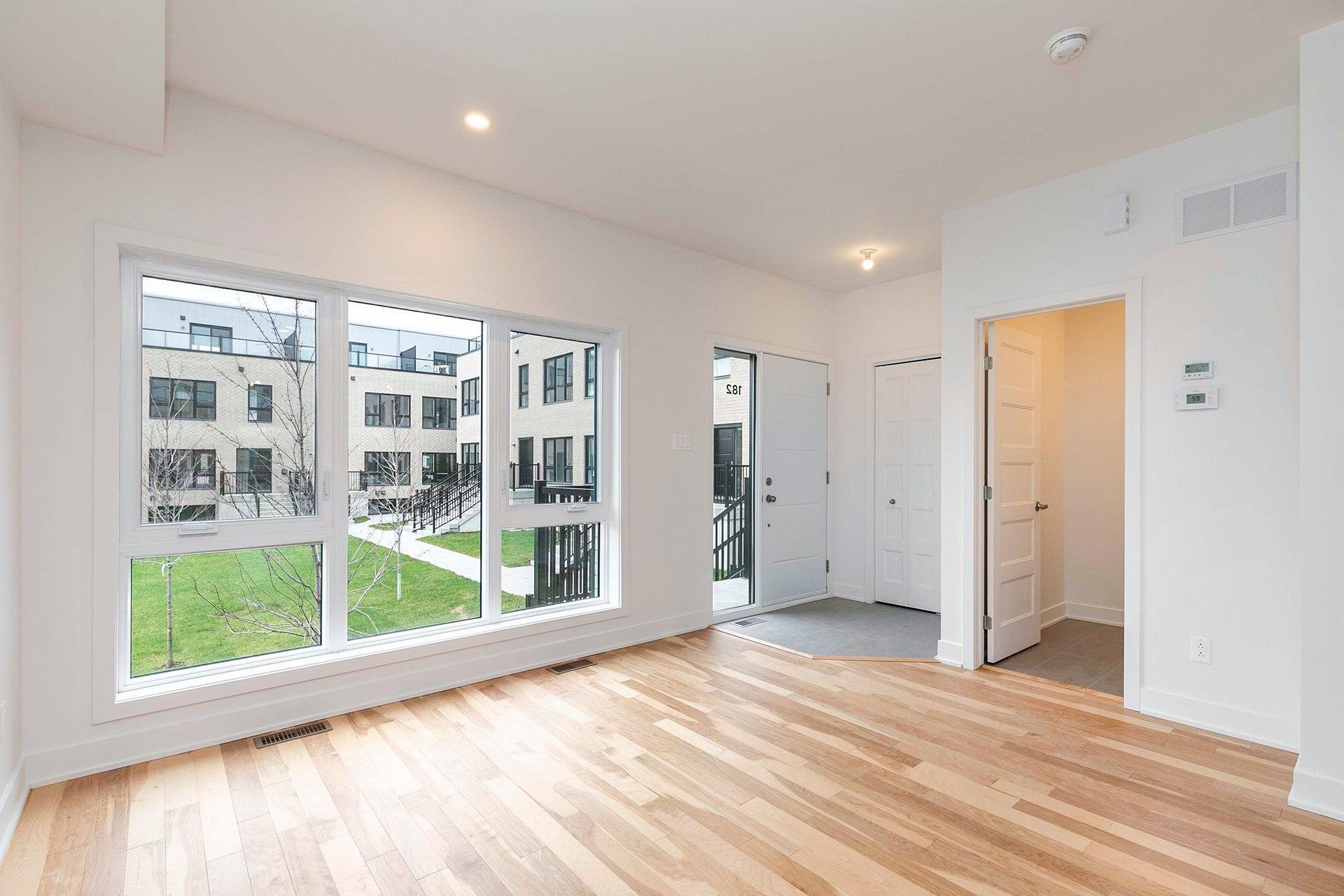 









206


Av. Jenkins

,
Montréal (Lachine),




QC
H8S0B5

