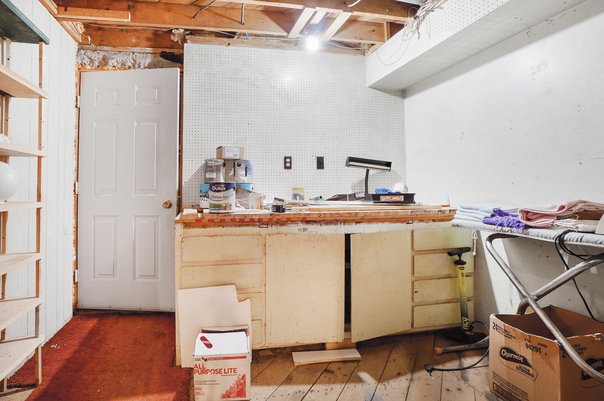 









2246


Rue de Perse

,
Laval (Vimont),




QC
H7K1P3

