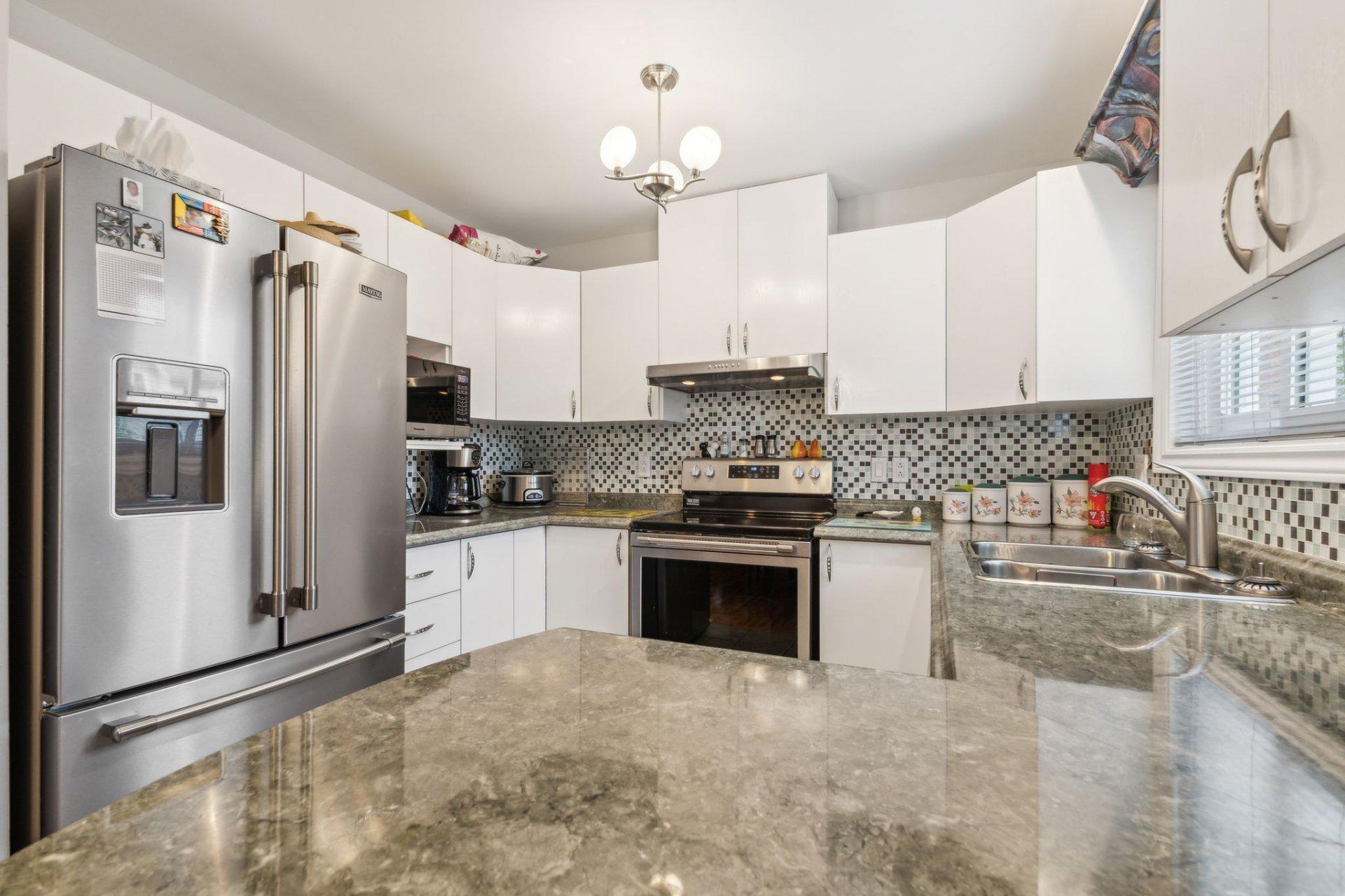 









147


Rue Ernest-Gaboury

,
Gatineau (Gatineau),




QC
J8V3P9

