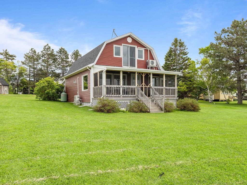 












6 Grandview Drive

,
South West Lot 16,







PE
C0B 1T0


