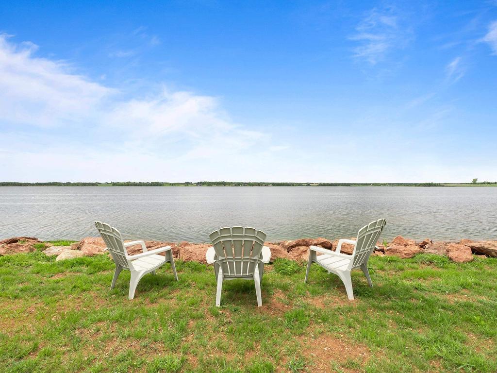 












6 Grandview Drive

,
South West Lot 16,







PE
C0B 1T0

