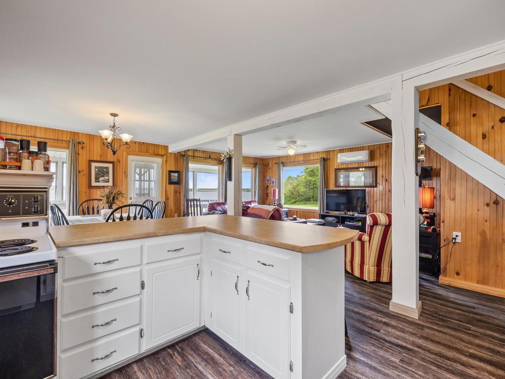 












6 Grandview Drive

,
South West Lot 16,







PE
C0B 1T0

