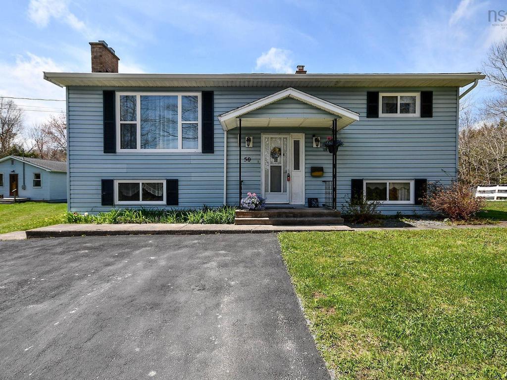 












50 Station Rd

,
Beaver Bank,




NS
B4G 1C8

