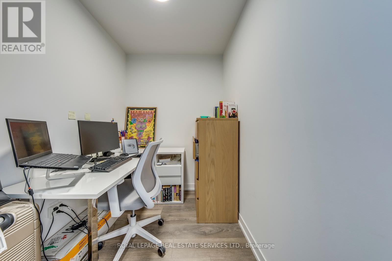 












3706 - 15 LOWER JARVIS STREET

,
Toronto,




Ontario
M5E1R7


