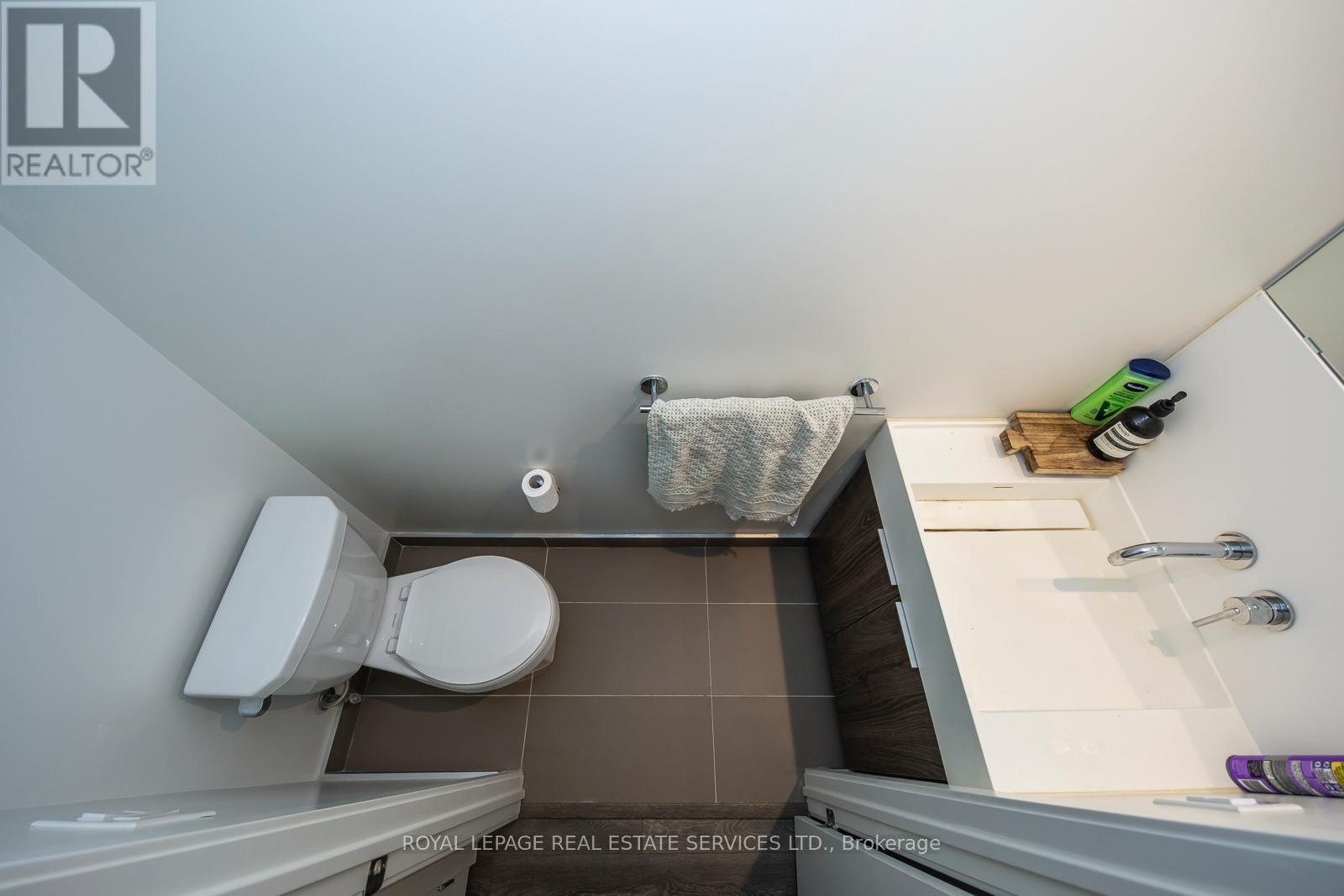 












3706 - 15 LOWER JARVIS STREET

,
Toronto,




Ontario
M5E1R7

