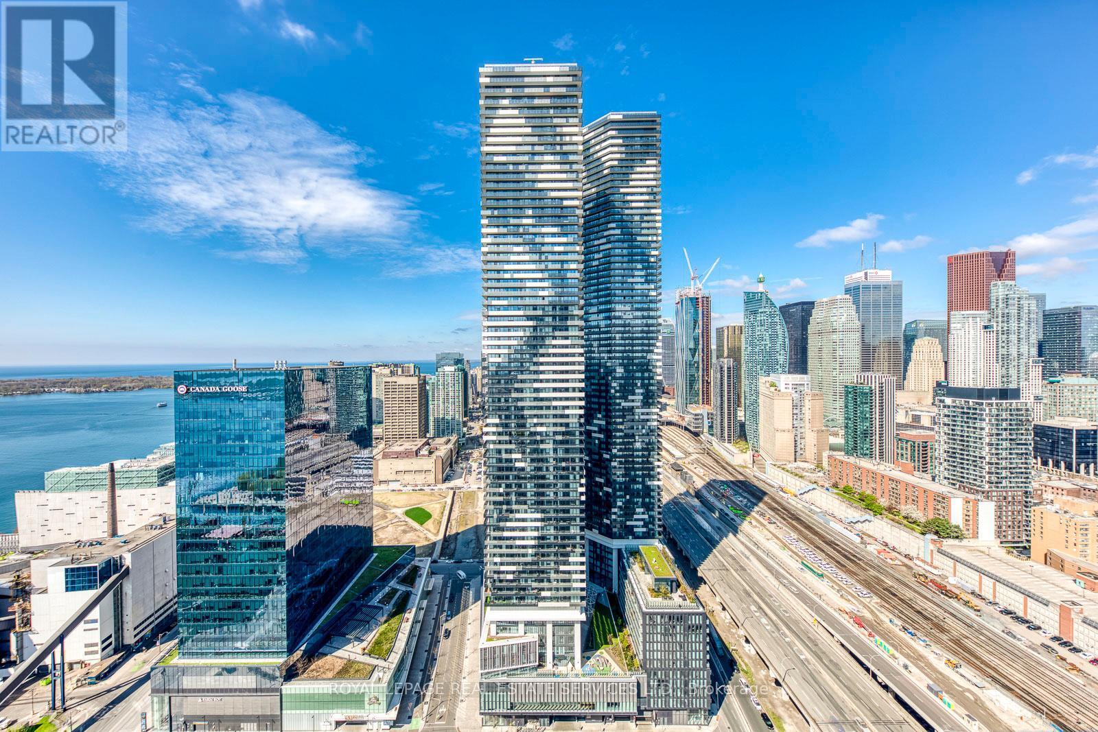 












3706 - 15 LOWER JARVIS STREET

,
Toronto,




Ontario
M5E1R7

