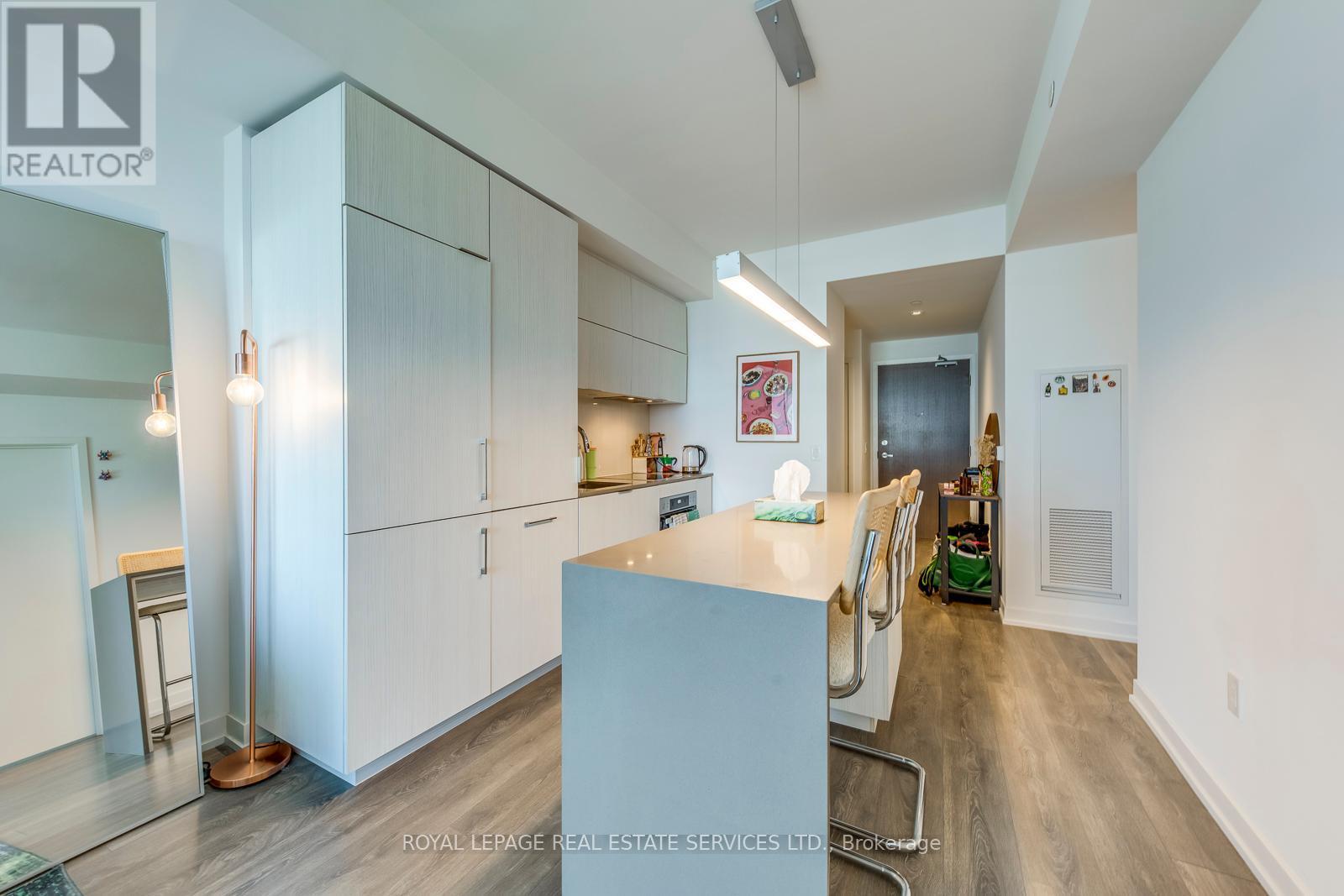 












3706 - 15 LOWER JARVIS STREET

,
Toronto,




Ontario
M5E1R7

