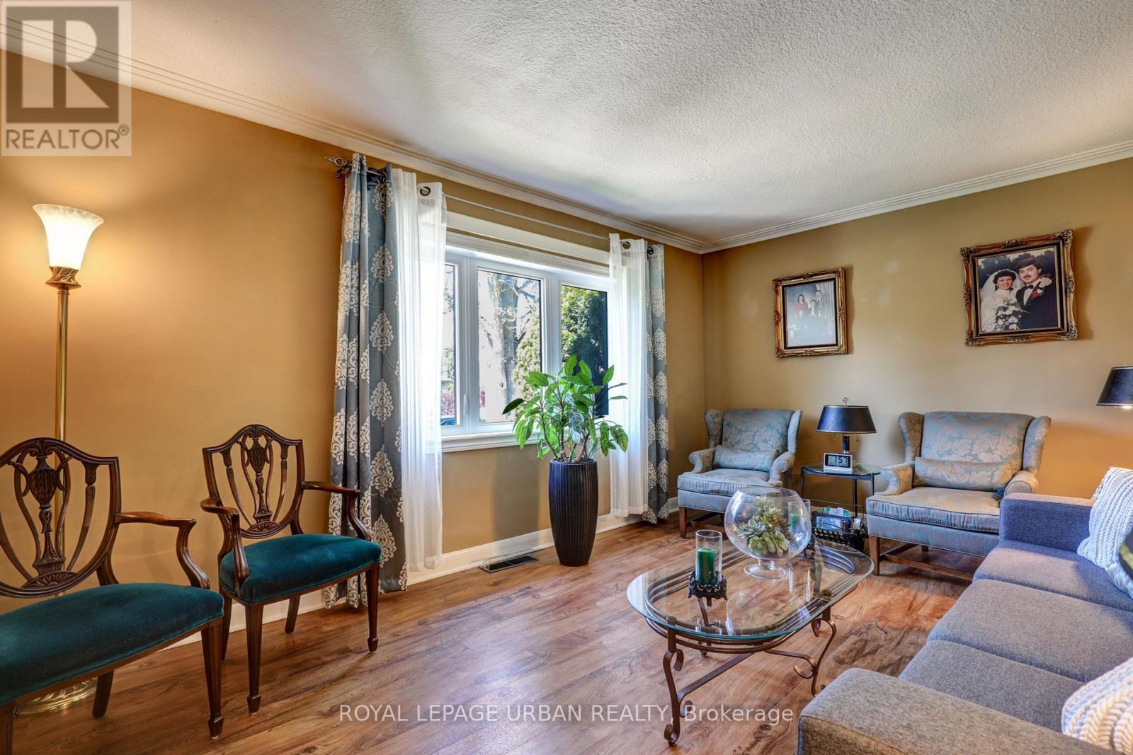 












83 ADANAC DRIVE

,
Toronto,




Ontario
M1M2E7

