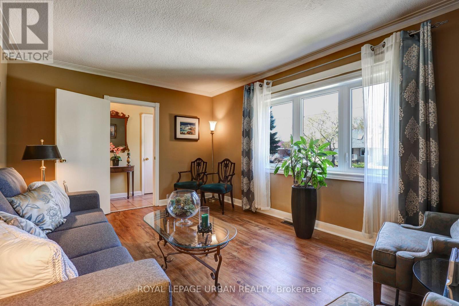 












83 ADANAC DRIVE

,
Toronto,




Ontario
M1M2E7

