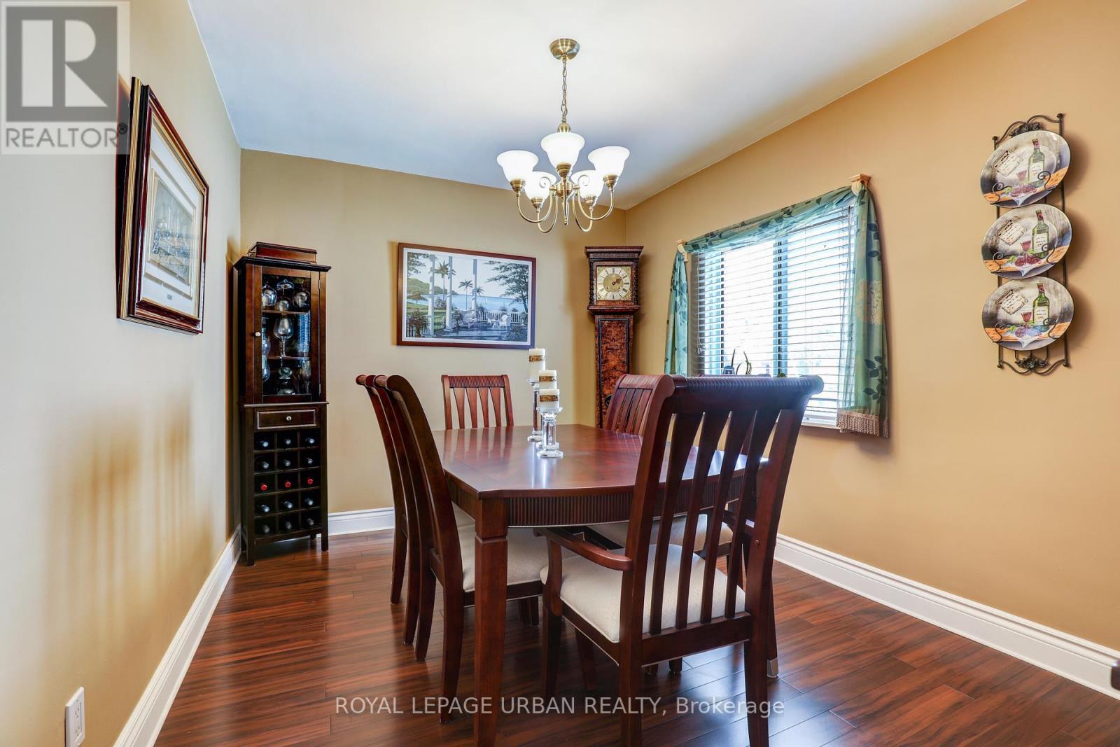 












83 ADANAC DRIVE

,
Toronto,




Ontario
M1M2E7

