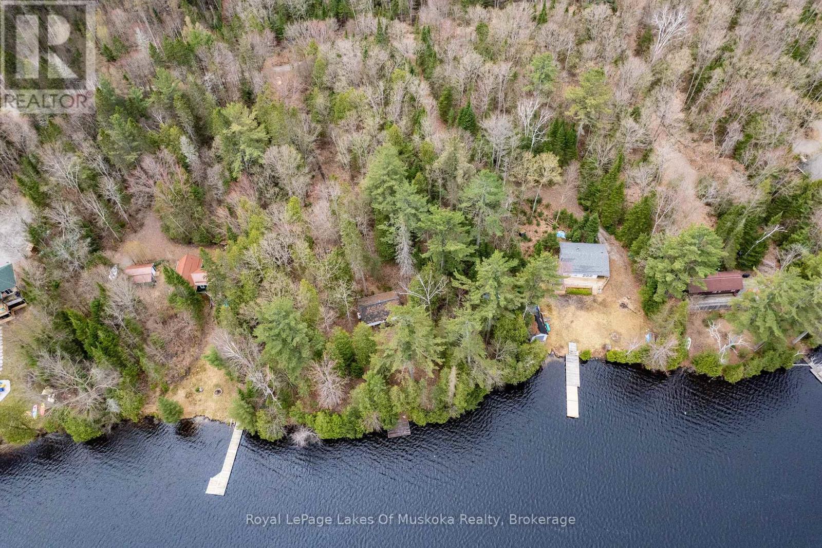 












1042 FARMER HAYS DRIVE

,
Algonquin Highlands (McClintock),




Ontario
P0A1E0

