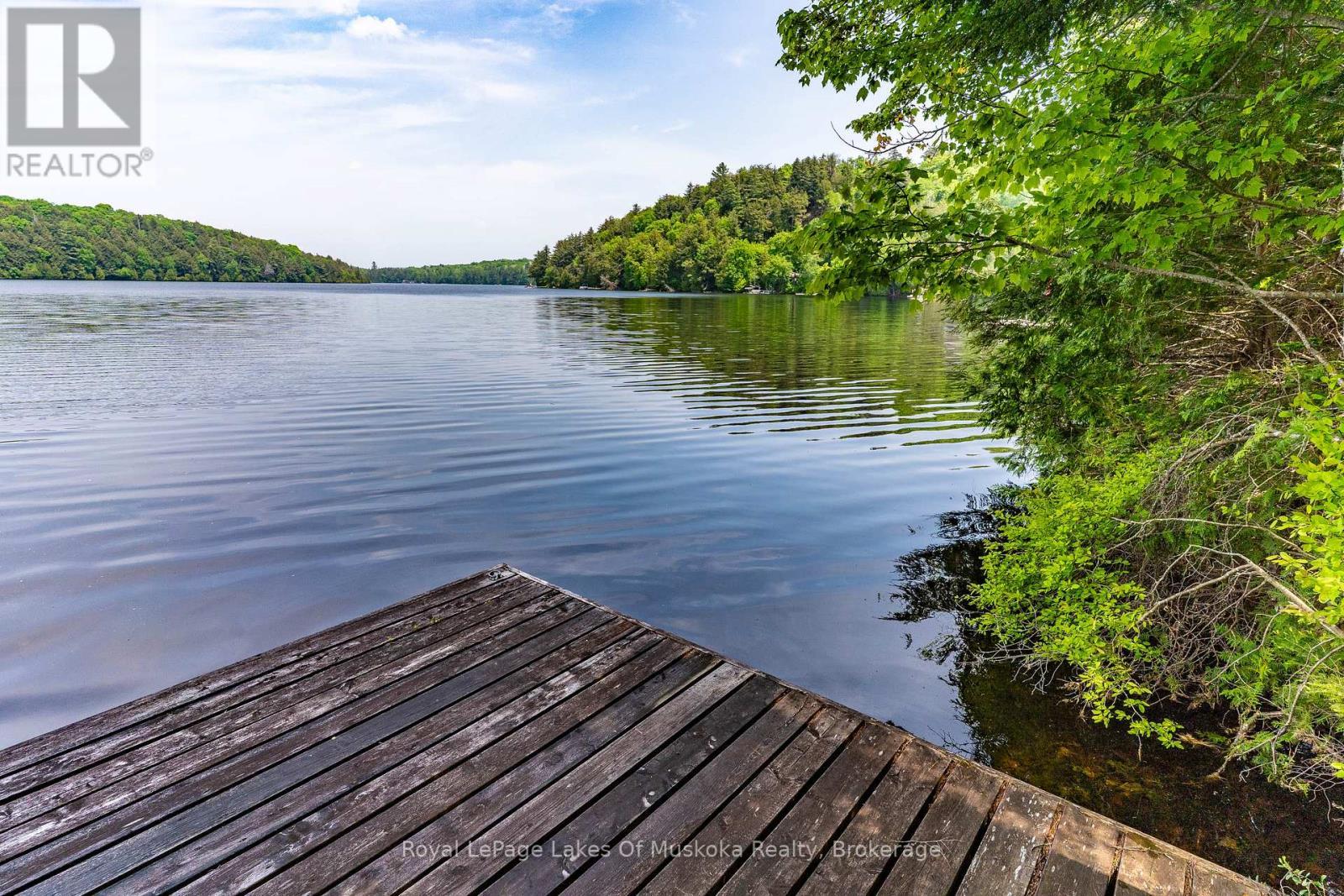 












1042 FARMER HAYS DRIVE

,
Algonquin Highlands (McClintock),




Ontario
P0A1E0

