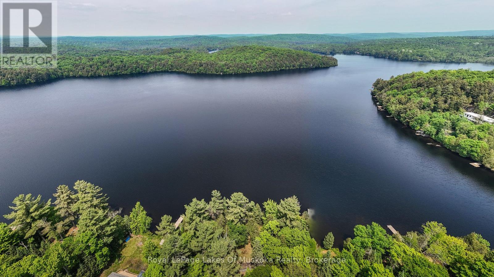 












1042 FARMER HAYS DRIVE

,
Algonquin Highlands (McClintock),




Ontario
P0A1E0

