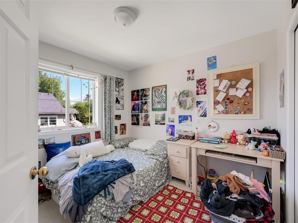 









1168


Caledonia

Ave,
Victoria,




BC
V8T 1G1

