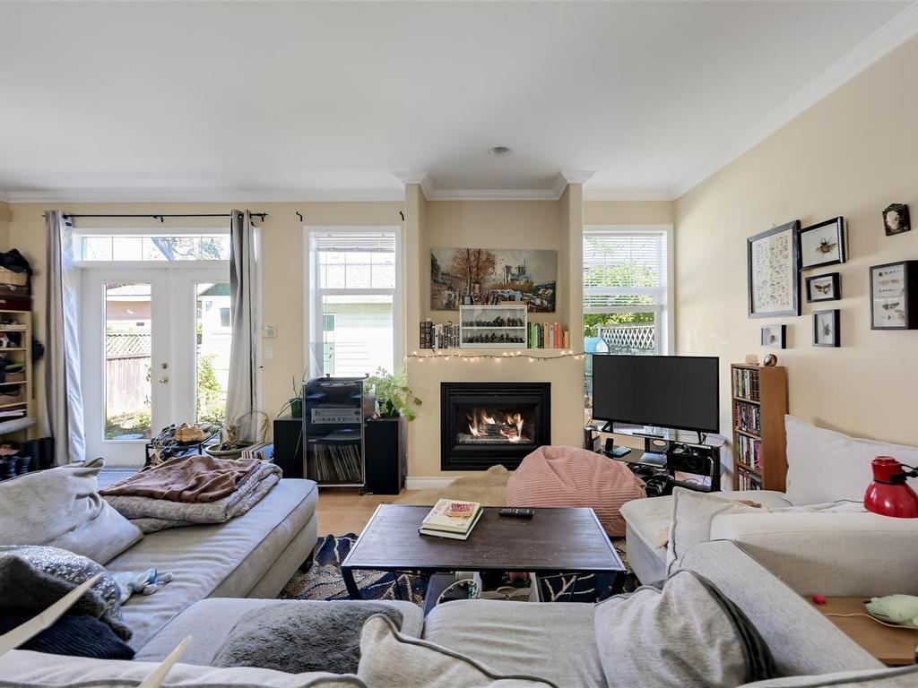 









1168


Caledonia

Ave,
Victoria,




BC
V8T 1G1


