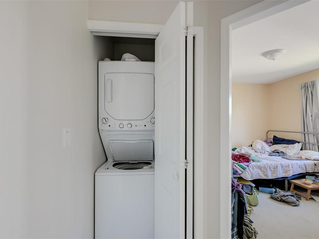 









1168


Caledonia

Ave,
Victoria,




BC
V8T 1G1

