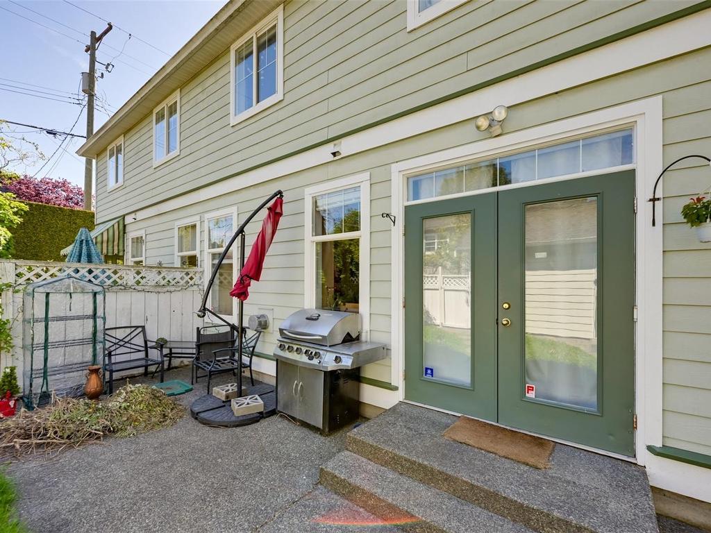 









1168


Caledonia

Ave,
Victoria,




BC
V8T 1G1

