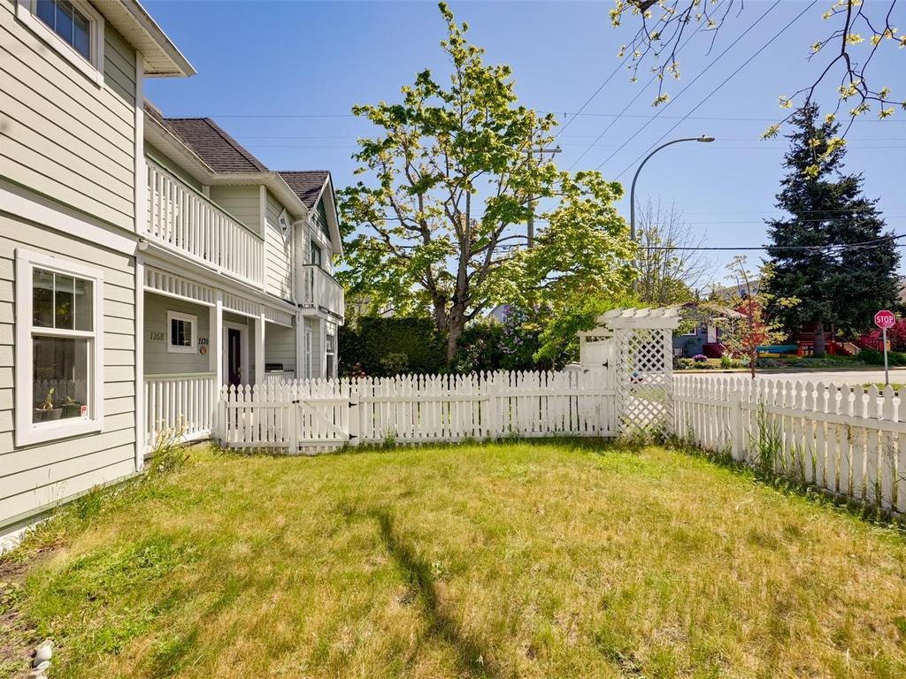 









1168


Caledonia

Ave,
Victoria,




BC
V8T 1G1

